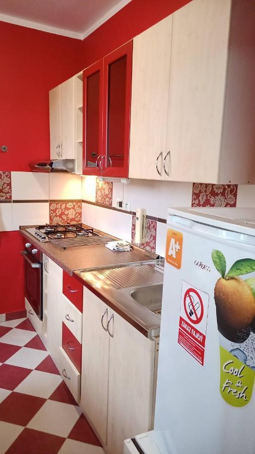 Wolf Apartman Pokojne Ubytovanie V Povazskej Bystrici Ticha Lokalita S Parkovanim Vsade Blizko Vhodne Pre Pracovne Cesty Turistiku Aj Oddych Plne Vybavena Kuchyna Považská Bystrica Exteriér fotografie